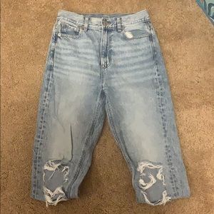 American Eagle Mom Jeans